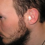 L'invention de Johnny... bouchon antibruit a base de filtre de cigarette...